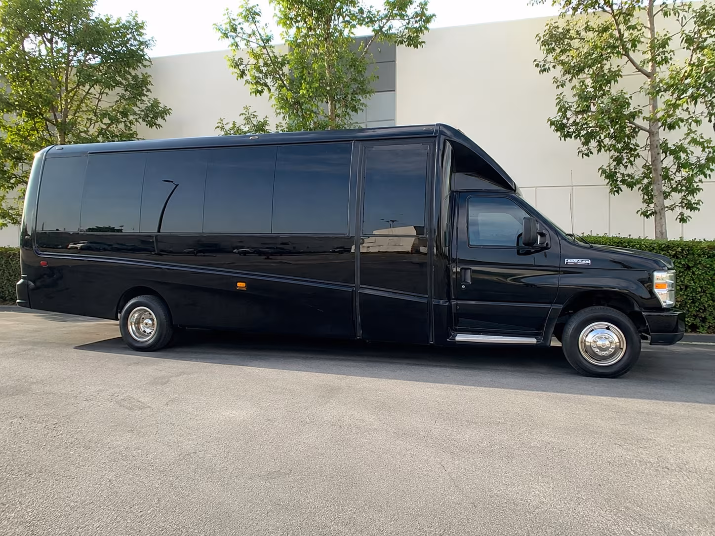 how your starting location and deadhead miles affect charter bus rates in santa clarita