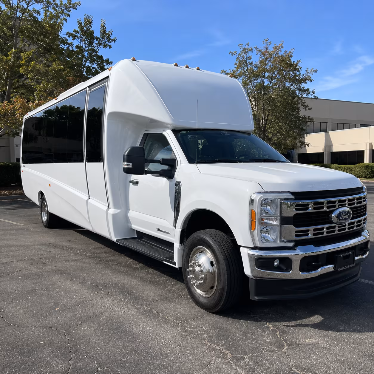 inglewood ride in style with an inglewood wedding charter bus