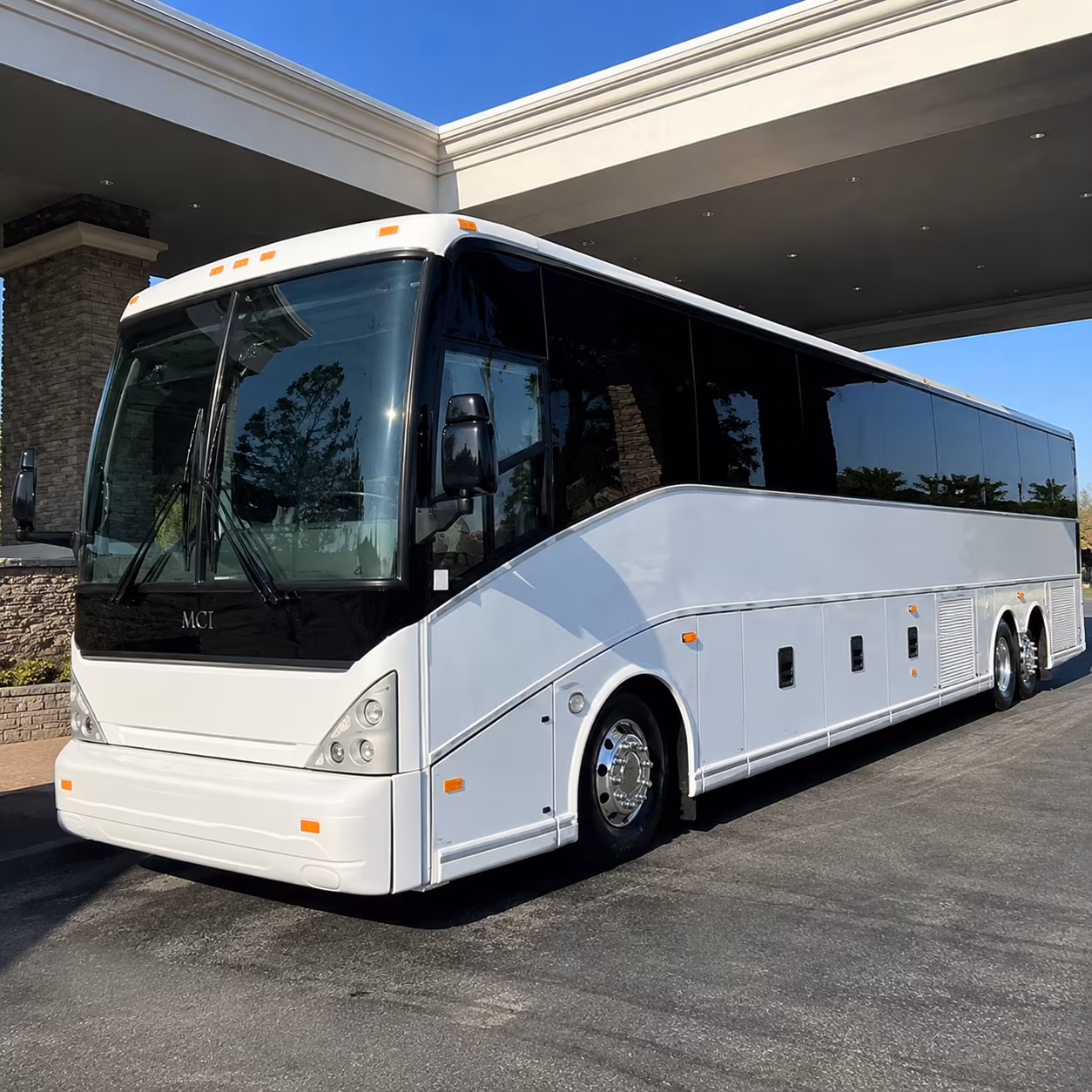 pasadena charter bus