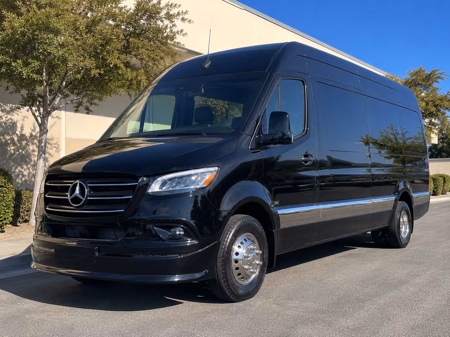 santa clarita concert transportation onboard seating