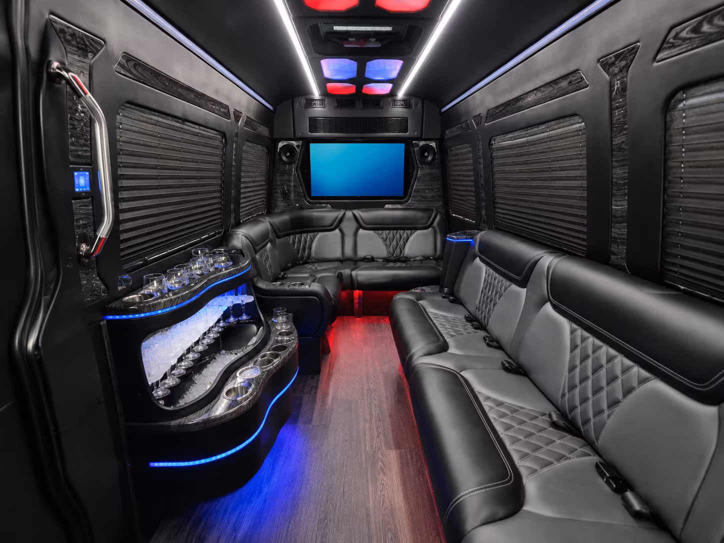 santaclaritacharterbuscompany com can connect your group to festival transportation for coachella and stagecoach