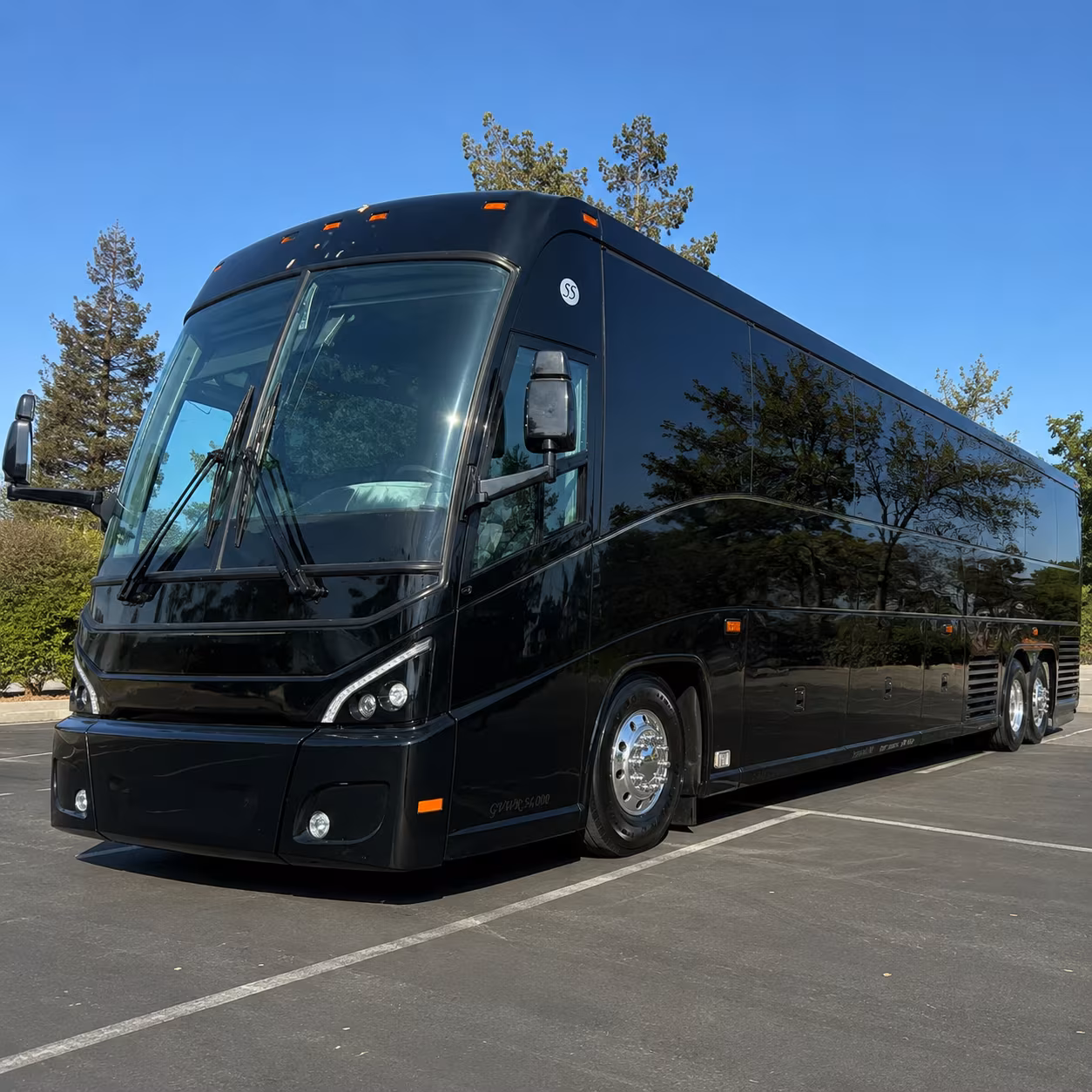 santaclaritacharterbuscompany com puts every bus type side by side so you find the right fit for your airport run