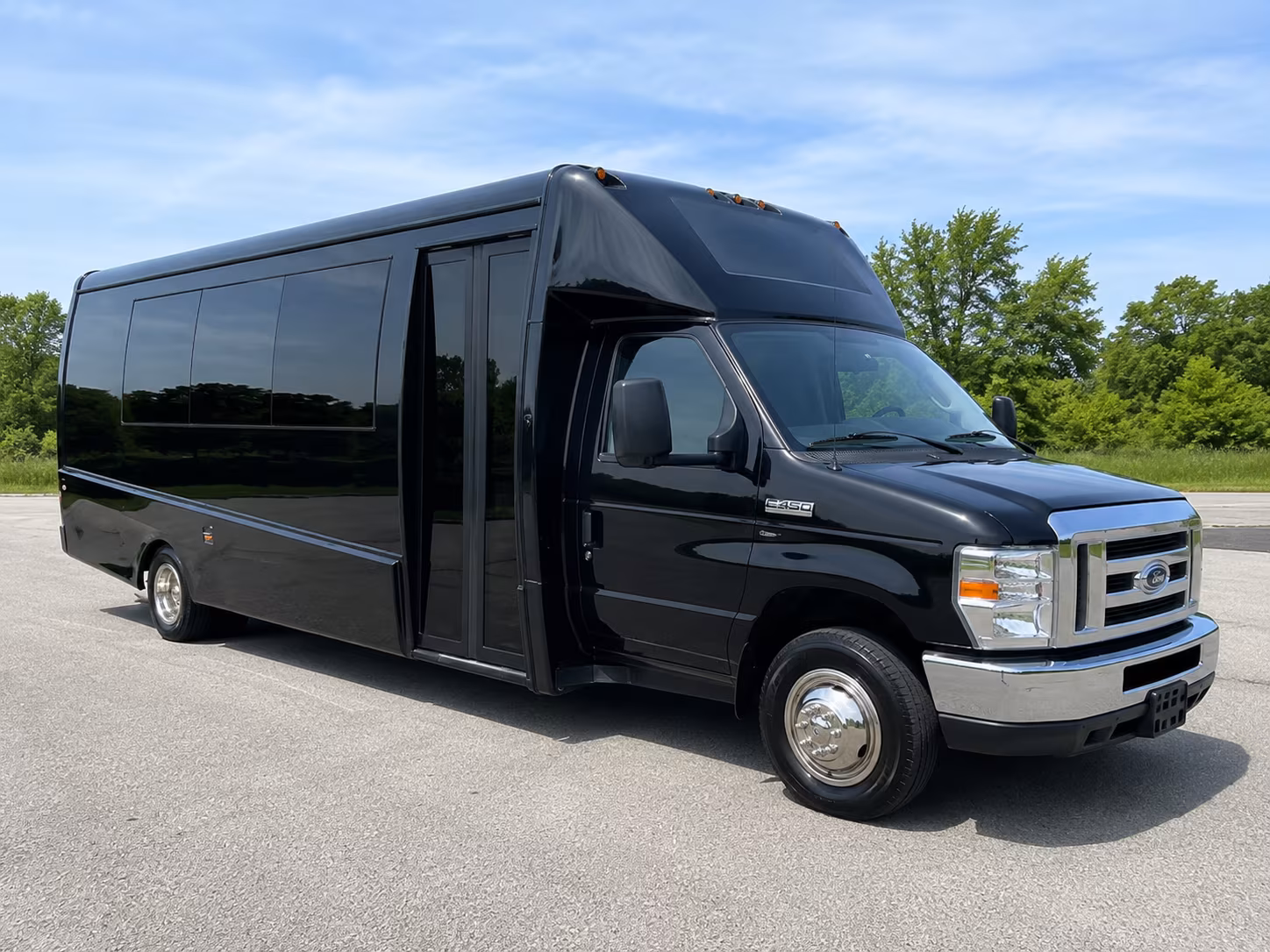 thousand oaks employee charter bus rentals in thousand oaks