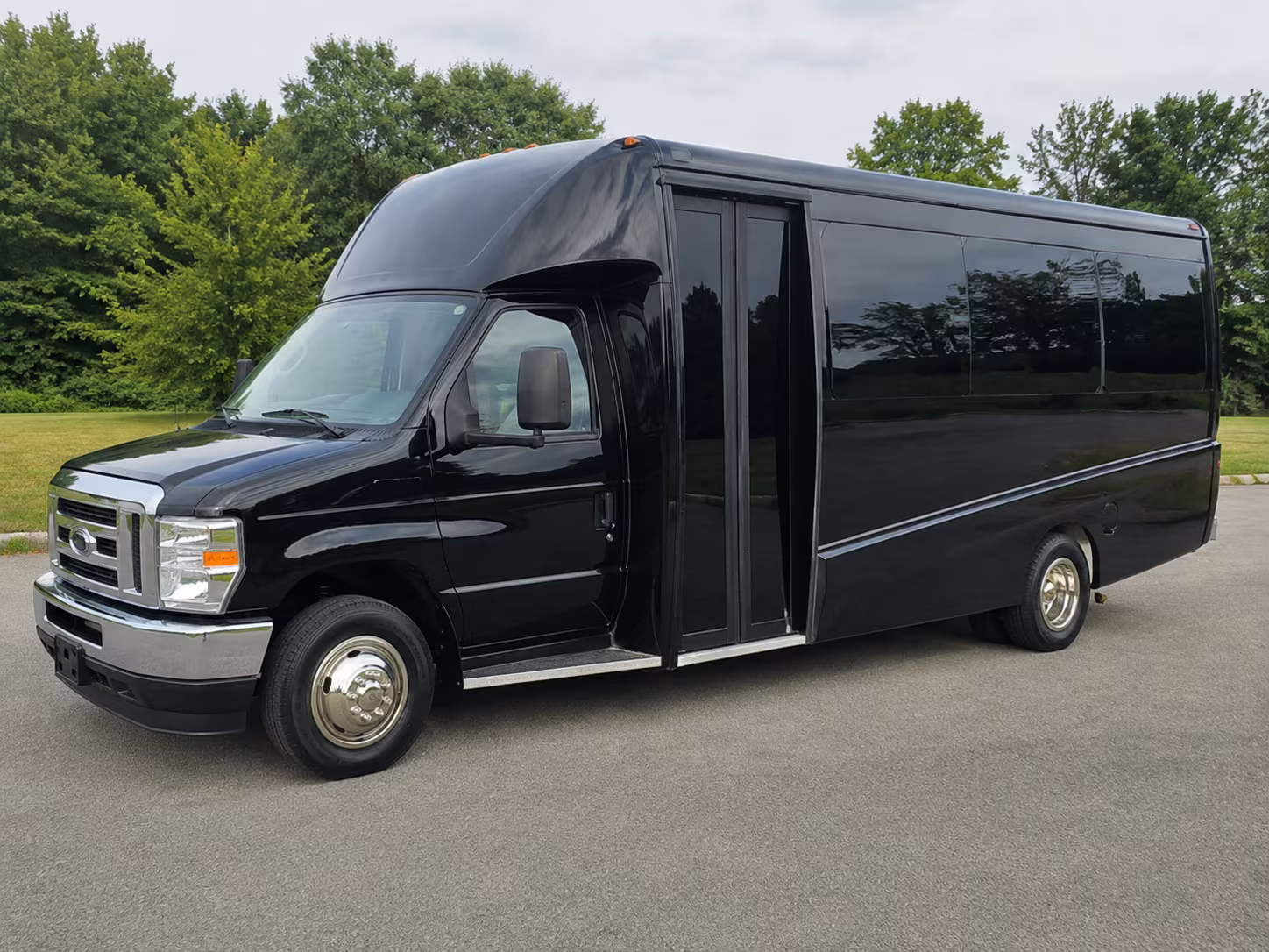 thousand oaks make church group travel easier with thousand oaks charter bus rentals